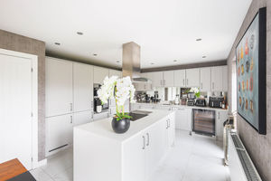 Photo 21- click for photo gallery